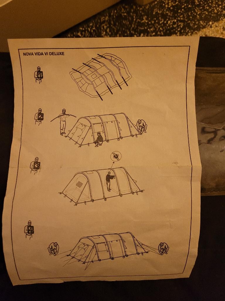Familie Tent -  Base Camp: Nova Vida VI Deluxe, Ophalen, Zo goed als nieuw, Tot en met 6