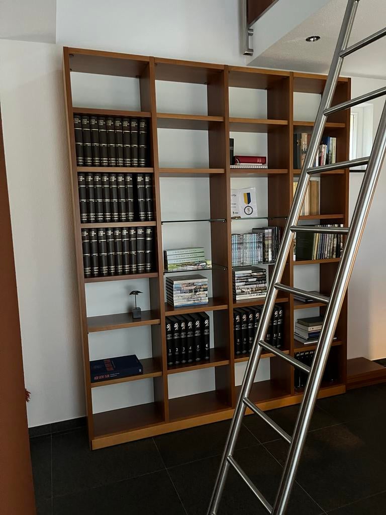 Molteni en Co: boekenkasten incl. studeertafel, Huis en Inrichting, Ophalen, Met plank(en), 200 cm of meer, Zo goed als nieuw