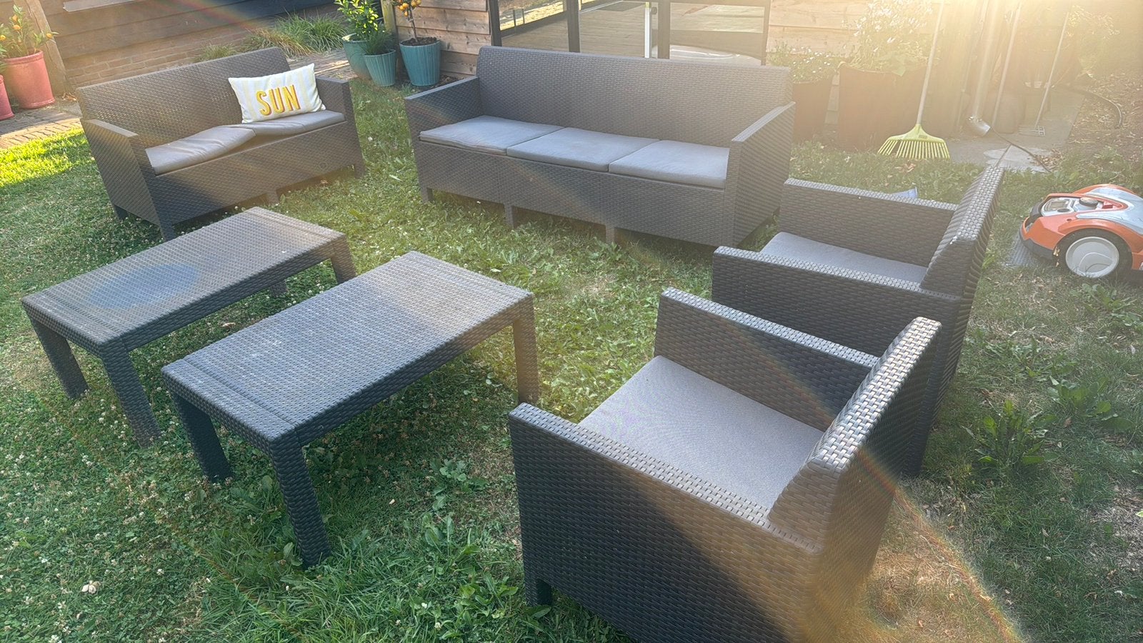 Gratis loungeset, Ophalen, Zo goed als nieuw, Kunststof