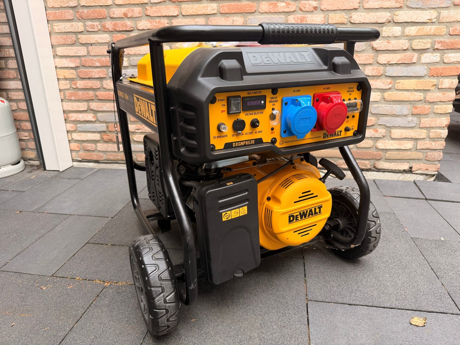 DeWalt Generator 10,6 kVA - Zo goed als nieuw