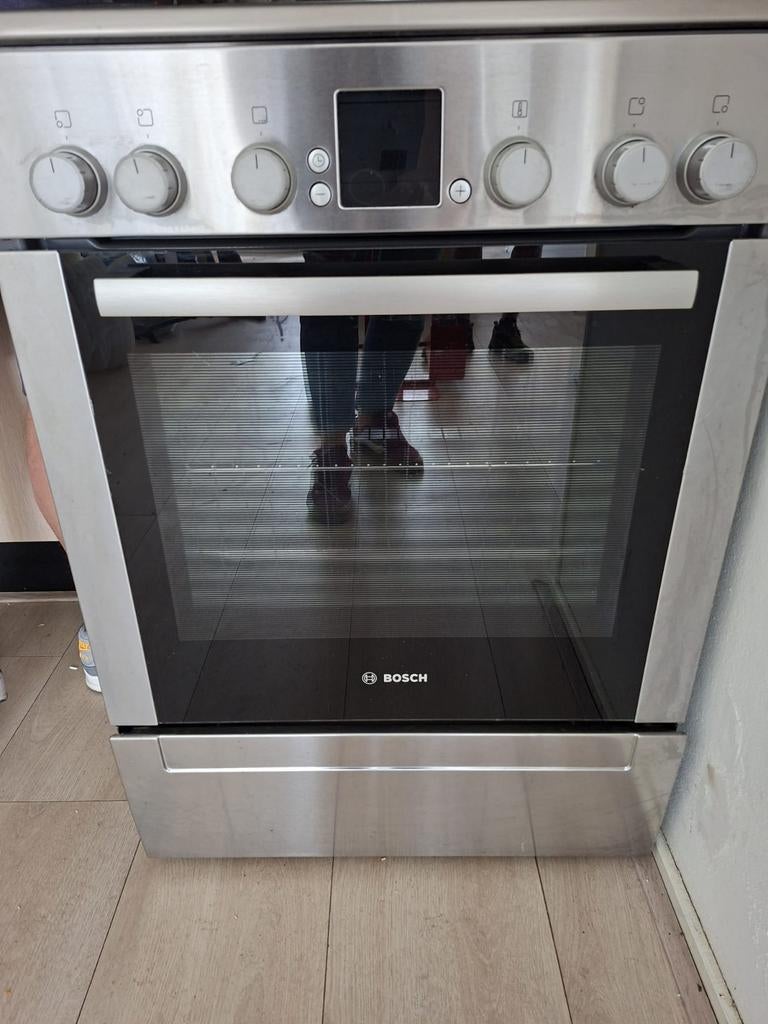 BOSCH gasfornuis met oven, RVS, Ophalen, Gebruikt, 4 kookzones, Gas