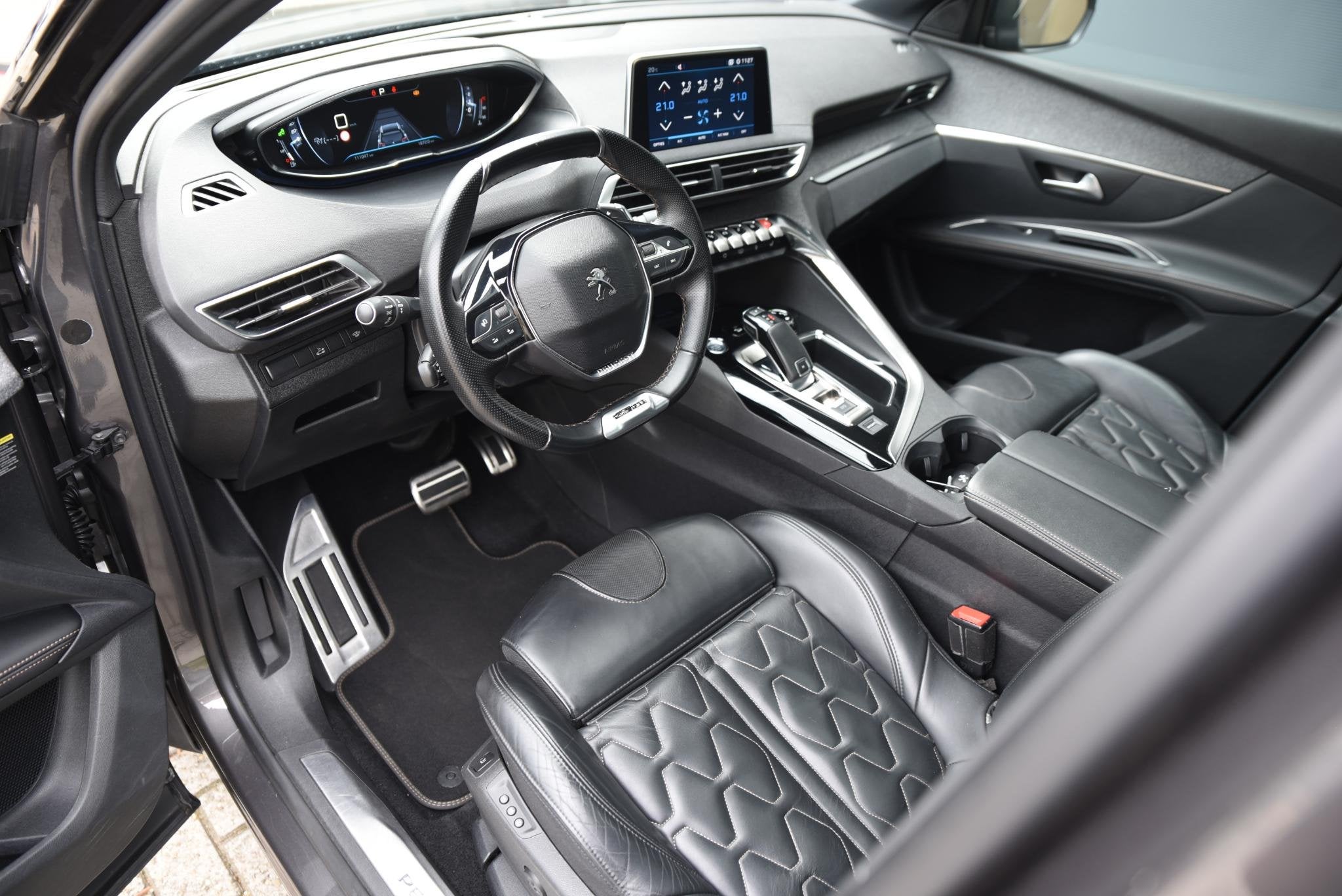 Peugeot 5008 1.6 PureTech GT-Line, Auto's, Dealer onderhouden, Automatische klimaatregeling, Gebruikt, Euro 6