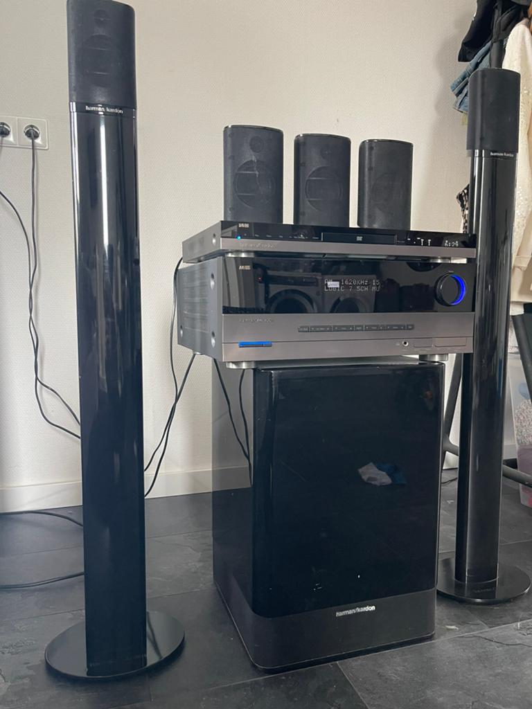 Harman Kardon Home Cinema Set met 5.1 Surround Sound, Audio, Tv en Foto, Home Cinema-sets, Gebruikt, Blu-ray-speler, 70 watt of meer