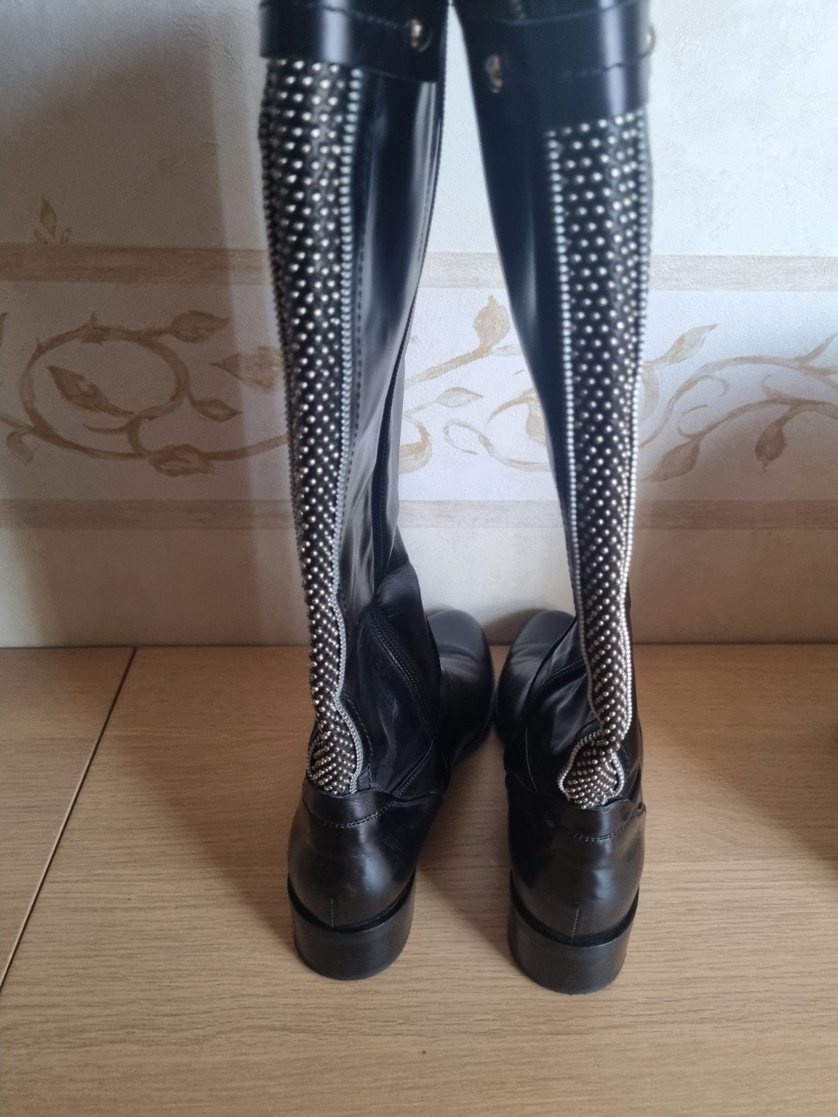 Nolten supermooie zwart lederen laars met studs maat 39, Ophalen of Verzenden, Zo goed als nieuw, Zwart, Hoge laarzen