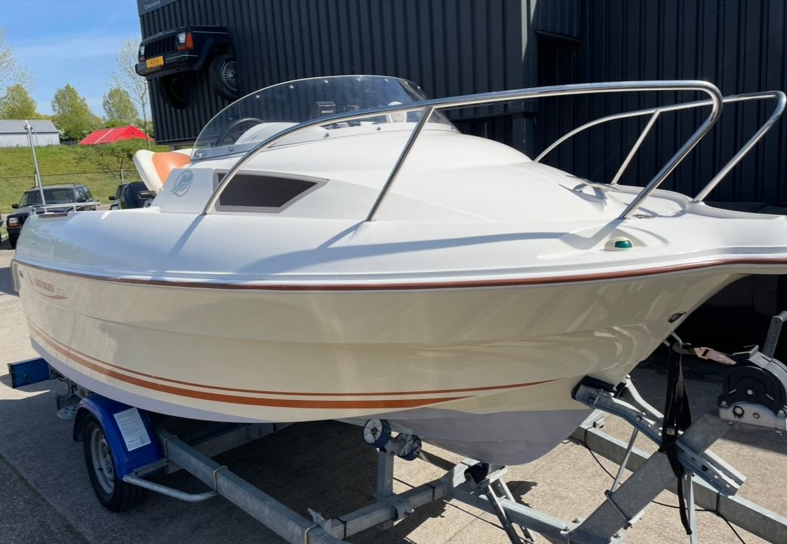 Nette quicksilver 470 cabin + 50 pk, Ophalen, Viertaktmotor, Zo goed als nieuw, 30 tot 50 pk