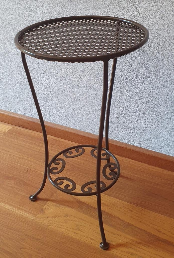 Metalen bijzettafel/plantentafel, rond, bruin, Ophalen, Zo goed als nieuw, Rond, Klassiek, Sierlijk, Tuin, Balkon, Serre, Woonkamer