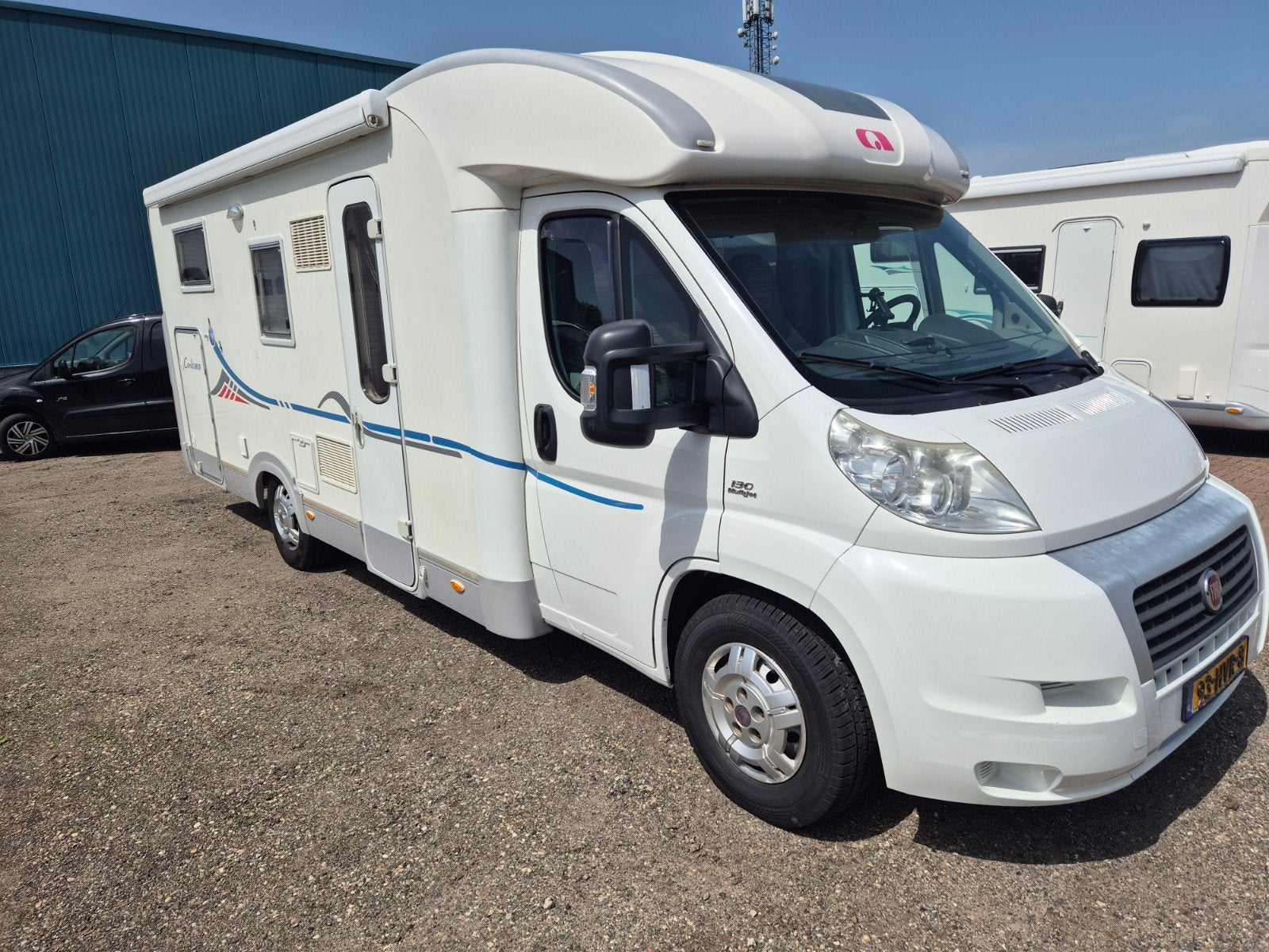 Adria Coral S 690 SP met Queensbed 
Fiat Ducato 2.3 Multijet, 7 tot 8 meter, Particulier, Adria, Half-integraal