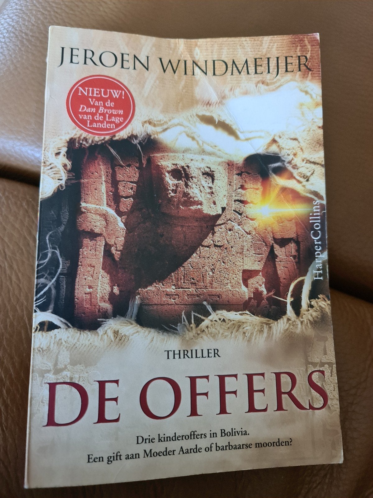 De Offers - Jeroen Windmeijer (gesigneerd), Boeken, Thrillers, Ophalen of Verzenden, Zo goed als nieuw
