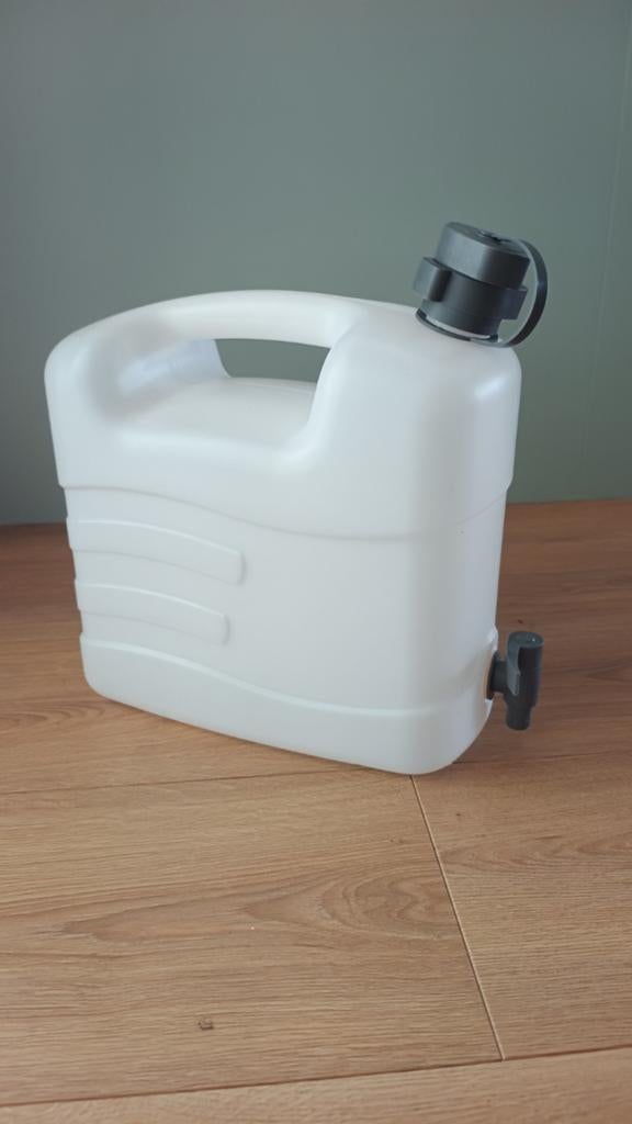 Watertank / watertap voor tent of caravan, Ophalen of Verzenden, Gebruikt