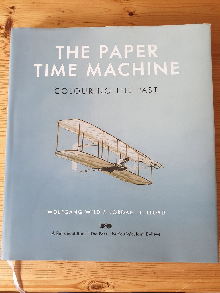 The paper time machine., Ophalen of Verzenden, Zo goed als nieuw