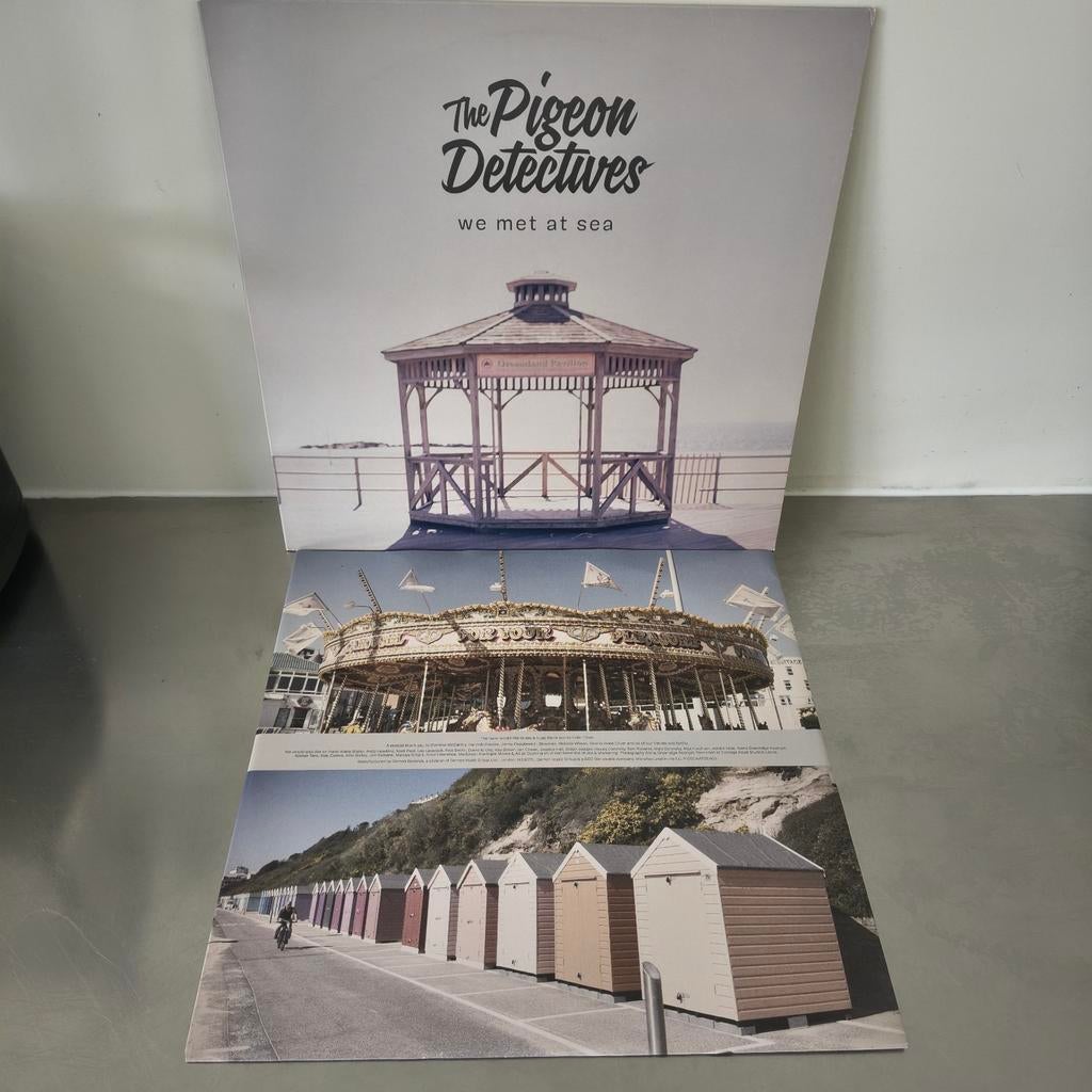 The Pigeon Detectives - We Met At Sea LP (2013), 2010 - 2019, Ophalen of Verzenden, Zo goed als nieuw, 12 inch