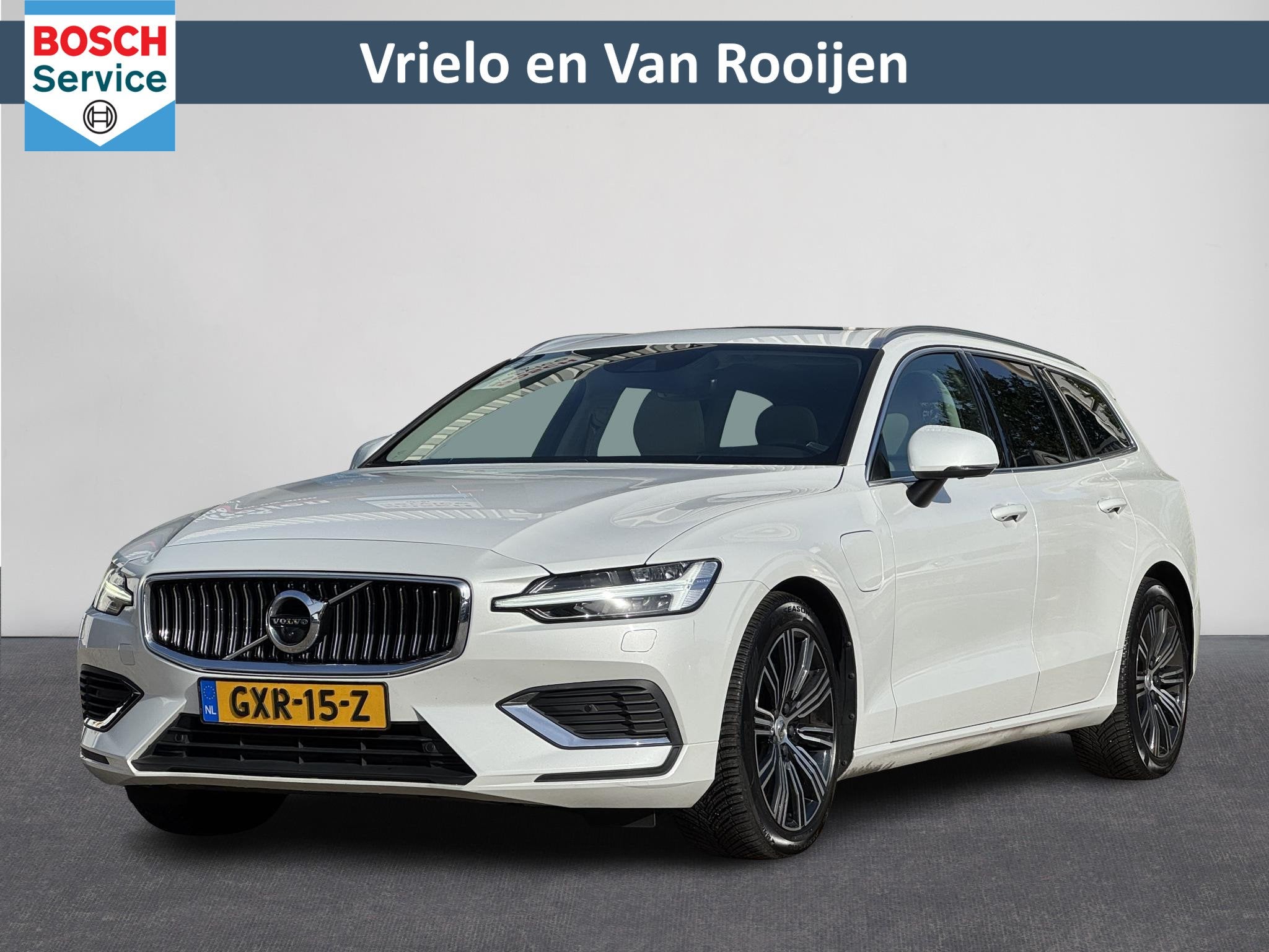 Volvo V60 2.0 T6 Recharge AWD Inscription | H&K audio | Came, Gebruikt, Euro 6, 4 cilinders, Hybride Elektrisch/Benzine