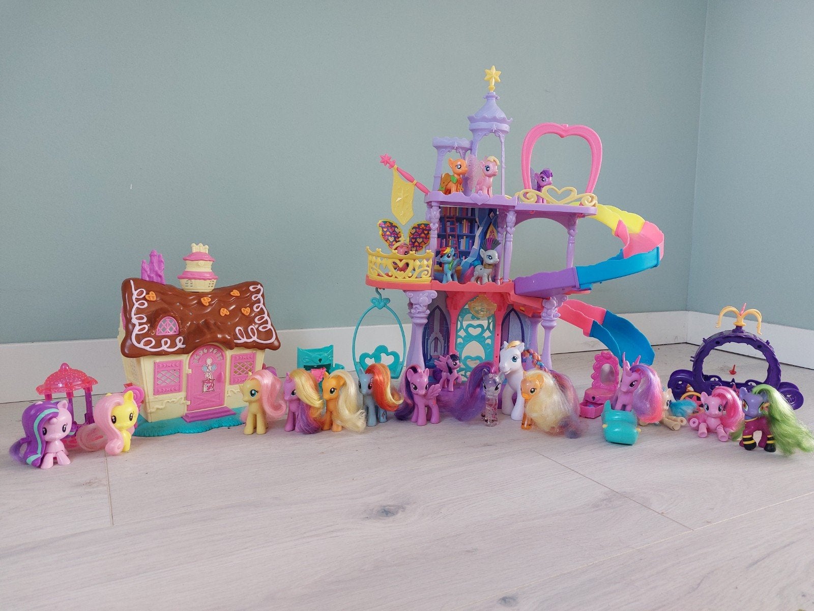 Grote My Little Pony set met kasteel, koets en huis, Ophalen, Gebruikt, Meisje