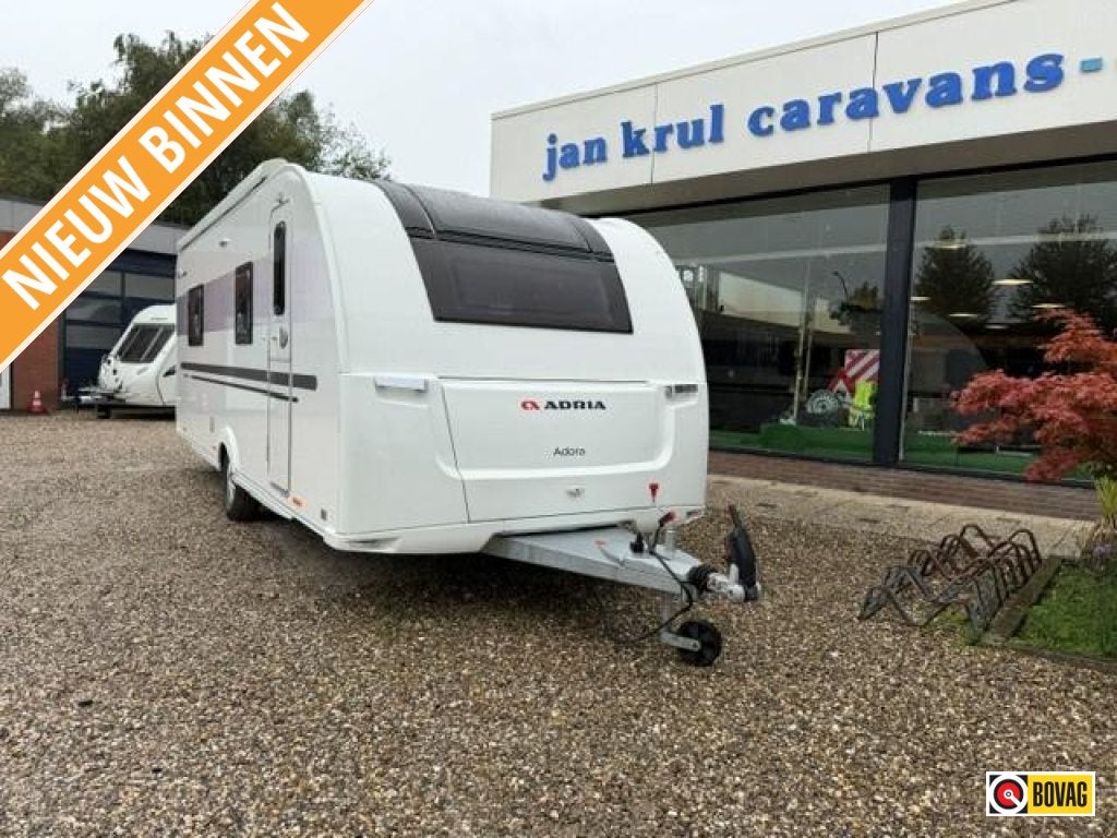 Adria Adora 613 HT zeer compleet, Caravans en Kamperen, Schokbreker, Rondzit, Bedrijf, Adria