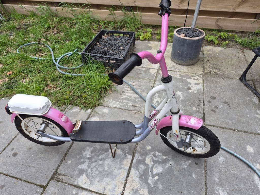 Kleine autoped met luchtbanden, rem en stander, Ophalen of Verzenden