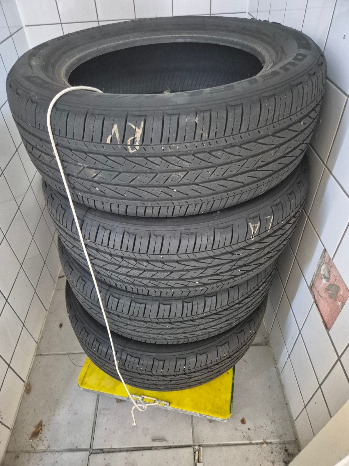 Bridgestone Sport All Season Banden 215/60 R17 (2023), Auto-onderdelen, Banden en Velgen, Ophalen, Gebruikt, All Season, Band(en)