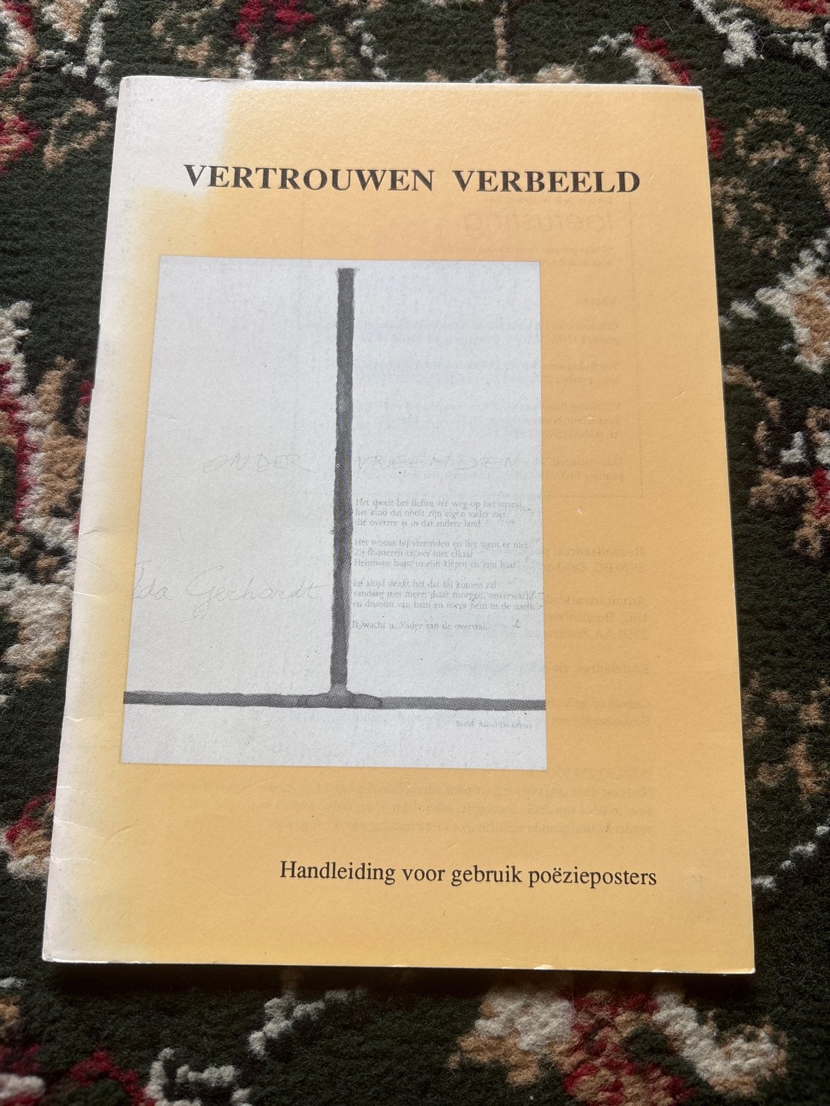 Vertrouwen Verbeeld - Handleiding voor gebruik poëzieposters, Ophalen of Verzenden, Zo goed als nieuw, Nederland