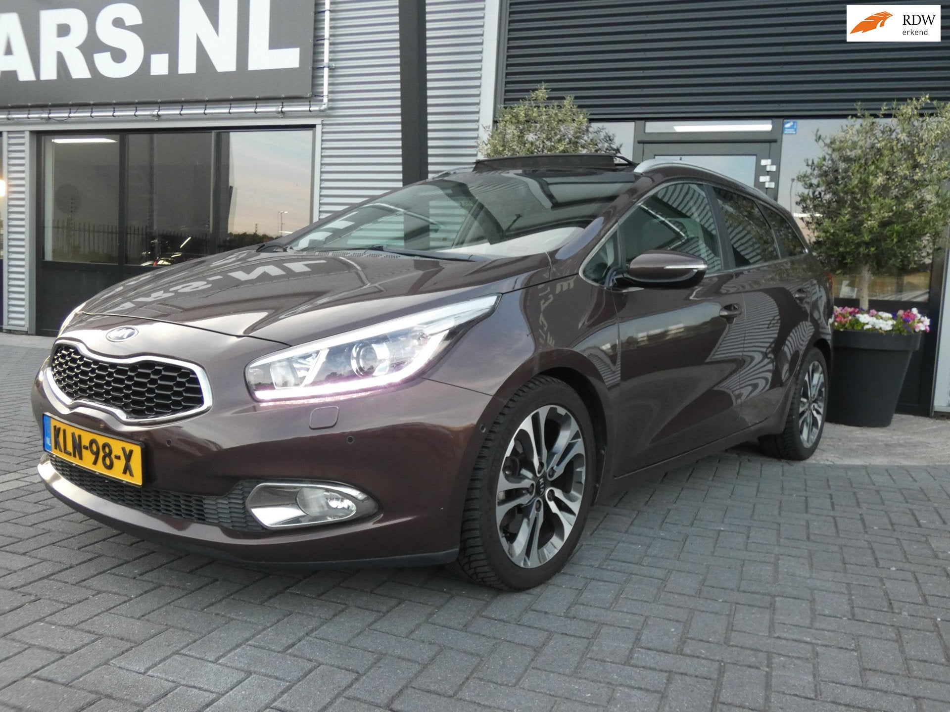 Kia Cee'd 1.6 GDI Super Pack Premium Achteruitrijcamera|Elec, Auto's, Kia, Euro 5, 135 pk, Gebruikt, 1591 cc