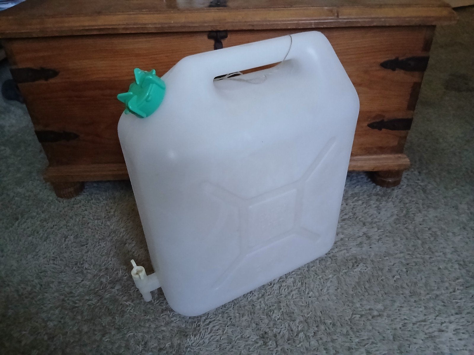 Camping watertank / watercontainer 20L met kraantje – EDA, Ophalen of Verzenden, Zo goed als nieuw