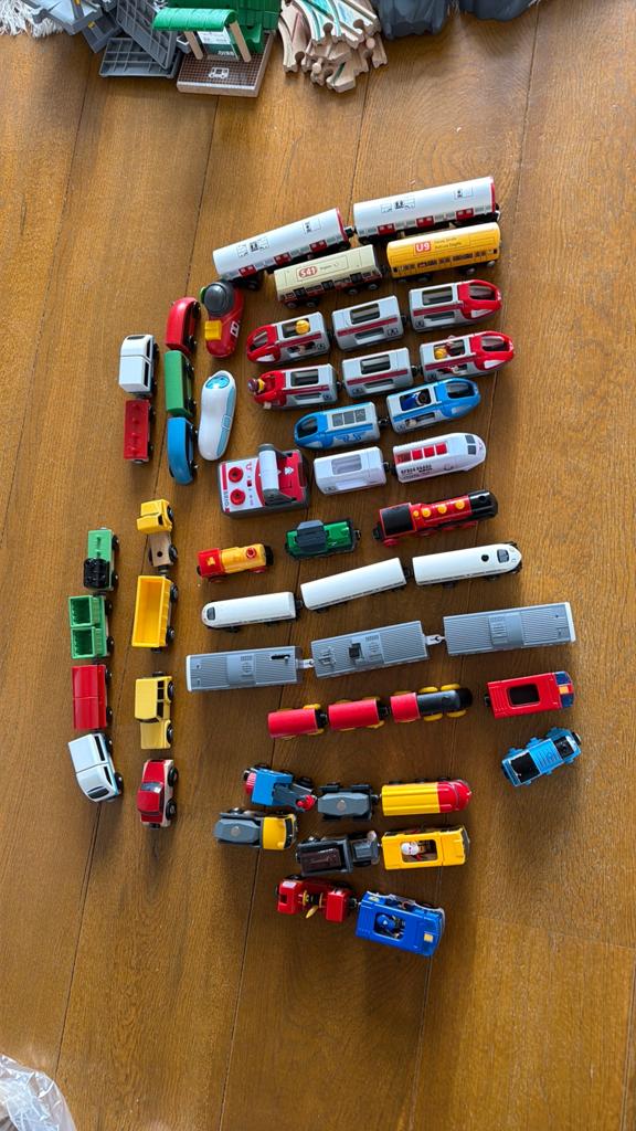 Trains for Brio set, Kinderen en Baby's, Speelgoed | Speelgoedvoertuigen, Ophalen, Gebruikt