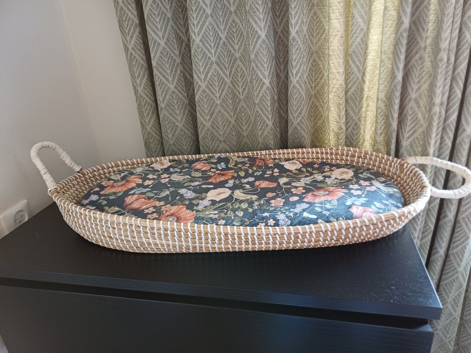 Rieten verschoonmand met toebehoren, Kinderen en Baby's, Ophalen, Gebruikt