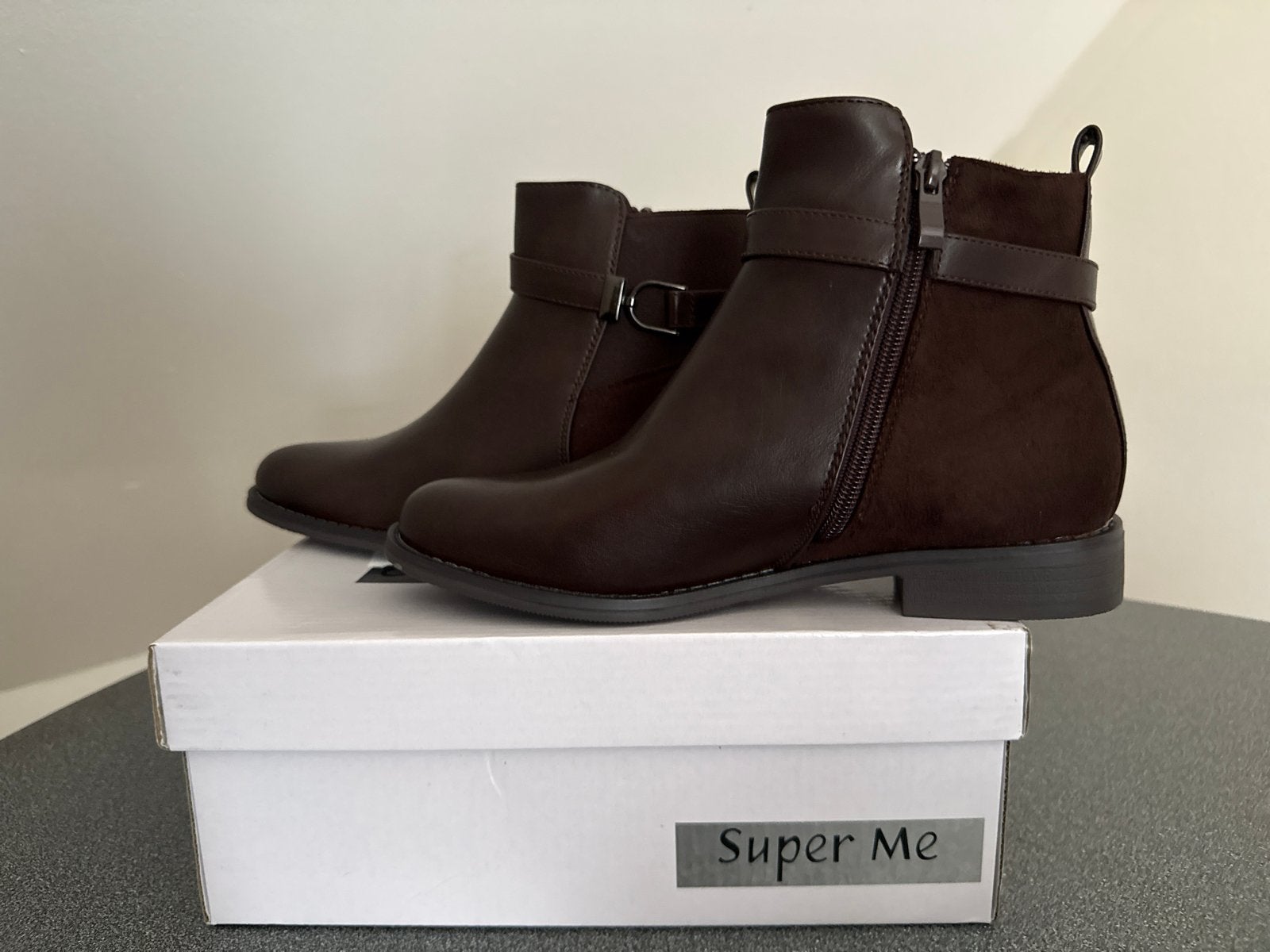 Nieuwe Super Me enkellaarsjes maat 38 met doos, Bruin, Lage of Enkellaarzen, Nieuw, Ophalen of Verzenden