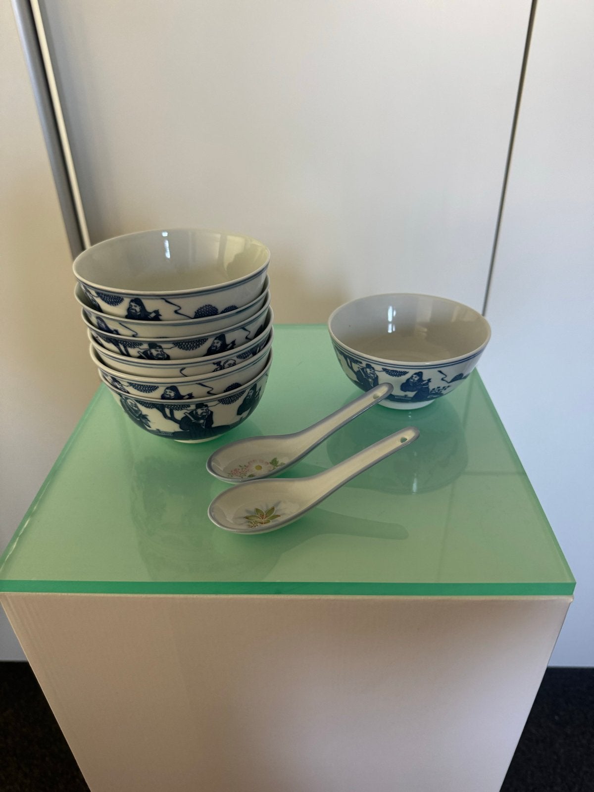 7 Chinese schaaltjes met 2 lepels, blauw-wit decor, Ophalen of Verzenden