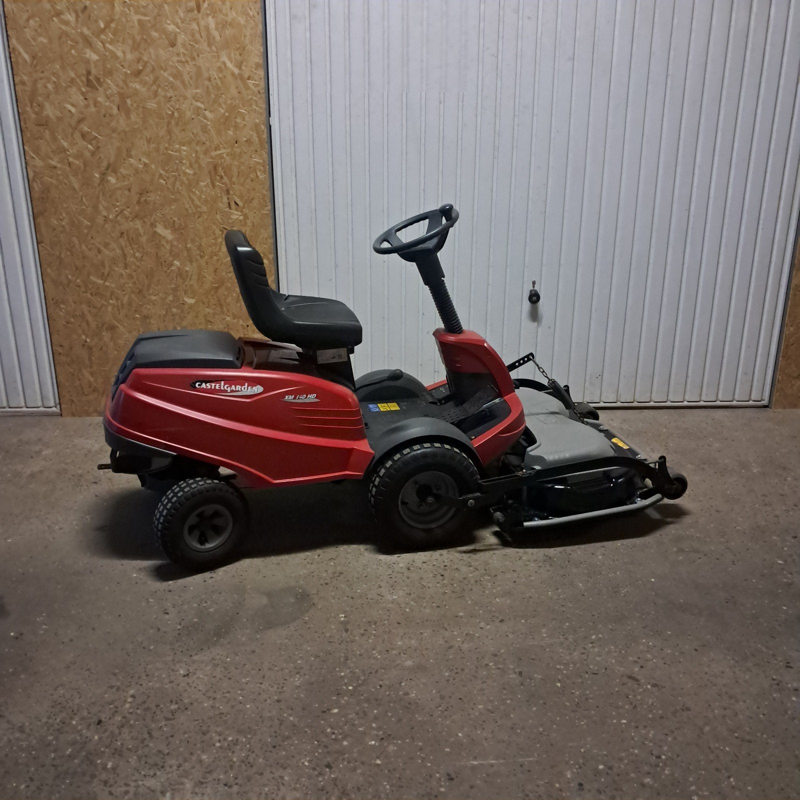 Castelgarden XM 140HD     1100 euro, Tuin en Terras, Grasmaaiers, Ophalen, Cirkelmaaier, Gebruikt, CastelGarden