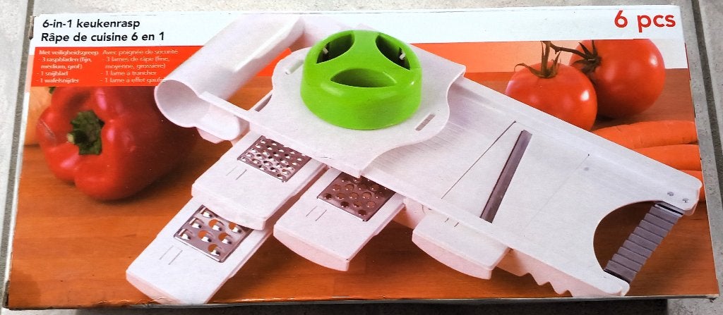 €10 NIEUW 6-in-1 Keukenrasp met Veiligheidsgreep (Mandoline), Snijmachine, Ophalen, Nieuw