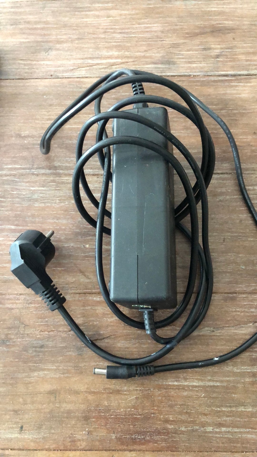 Oplader, Zo goed als nieuw