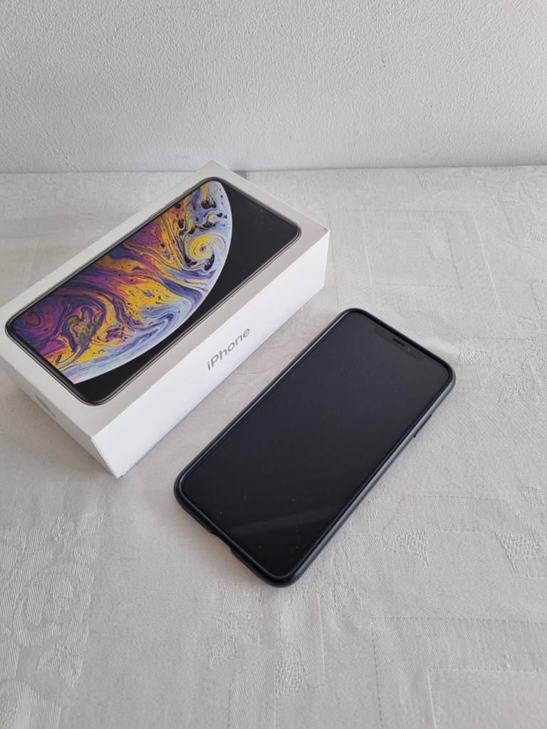 Apple IPhone XS max 64gb zilver simlock vrij, Telecommunicatie, Mobiele telefoons | Apple iPhone, Gebruikt, Ophalen of Verzenden