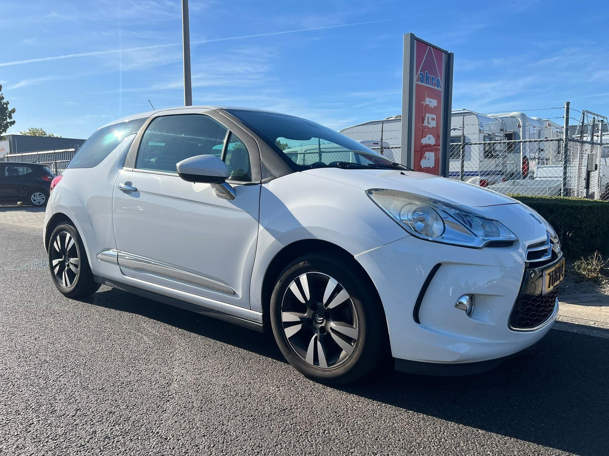 Citroen DS3 1.2 VTi Chic | Airco | Cruise Control | Bluetoot, Auto's, Voorwielaandrijving, Euro 5, Stof, 1199 cc