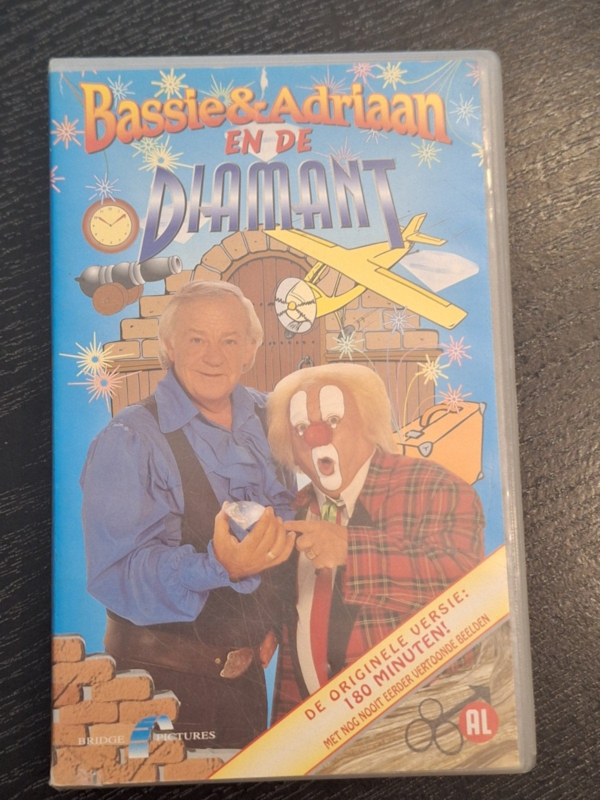 Bassie & Adriaan en de Diamant VHS - Originele Versie, Alle leeftijden, Ophalen of Verzenden, Gebruikt, Actie en Avontuur