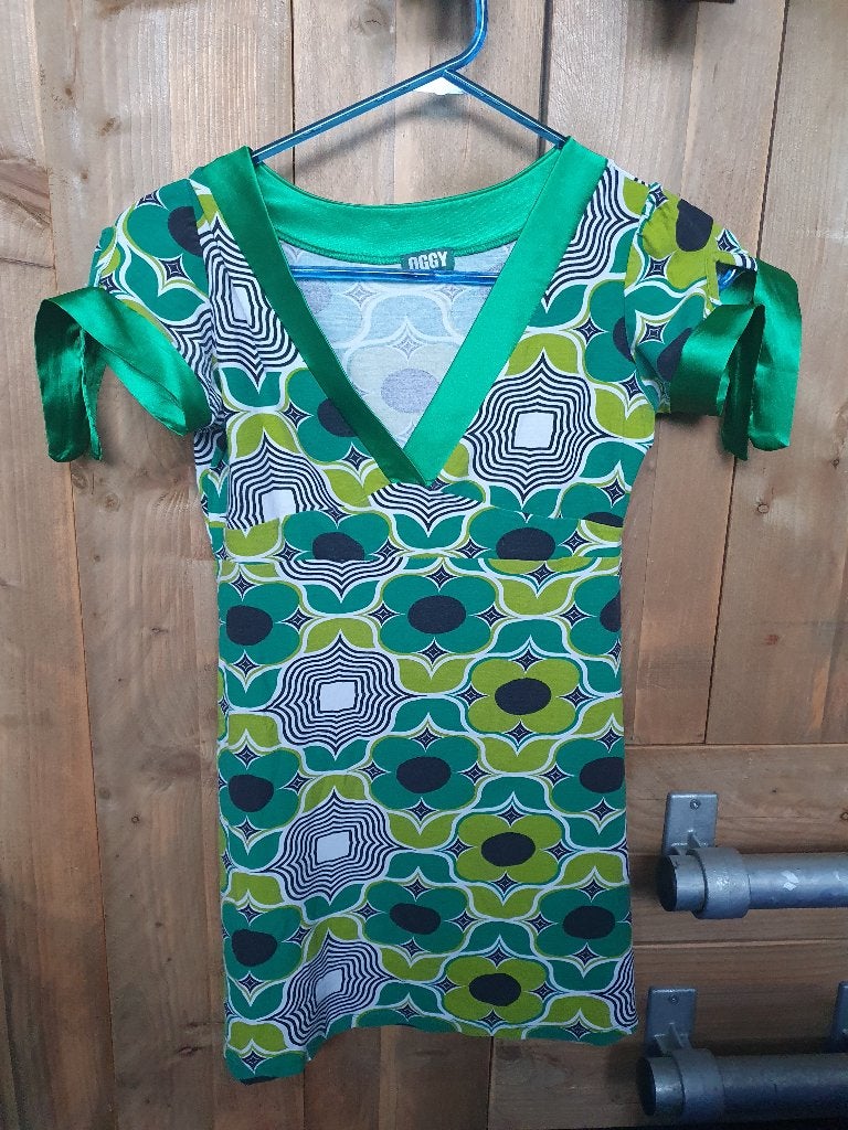 Oggy retro print shirt maat S, Ophalen of Verzenden, Oggy, Maat 36 (S), Gedragen