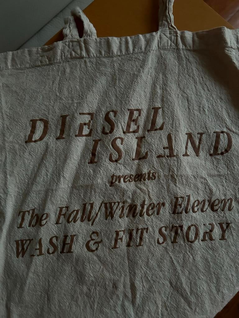 Diesel Island Tote Bag - Beige met Bruine Opdruk, Ophalen of Verzenden, Zo goed als nieuw, Beige, Shopper