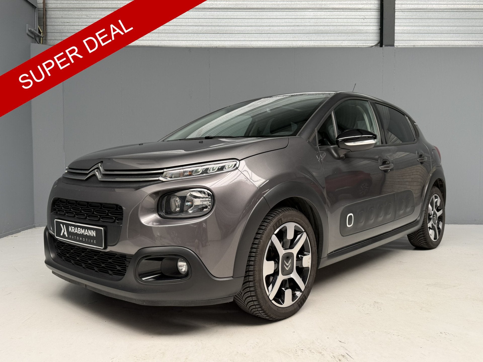Citroën C3 1.2 PureTech S&S Shine GARANTIE|Automaat|Panoram, Auto's, Gebruikt, 1199 cc, 450 kg, Bedrijf