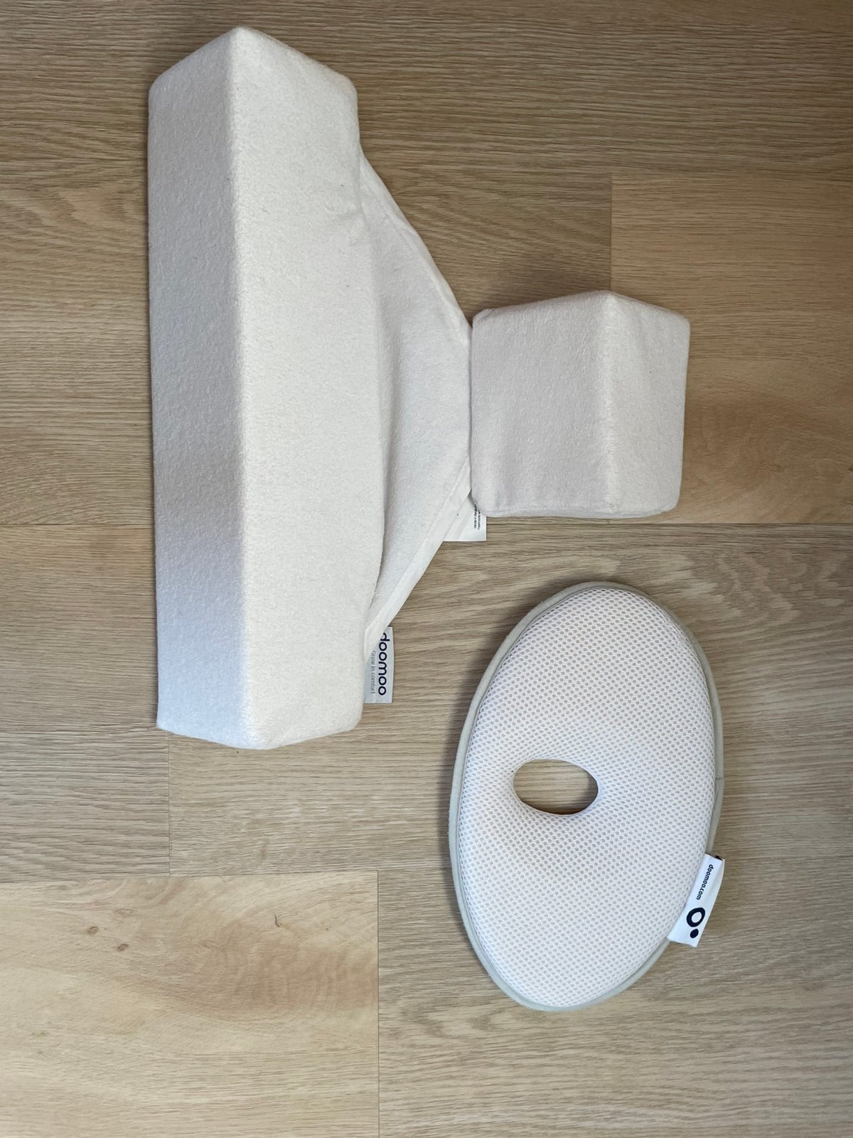 Doomoo zijligkussen en hoofdkussen (voorkomen afgeplat hoofd, Ophalen of Verzenden, Zo goed als nieuw