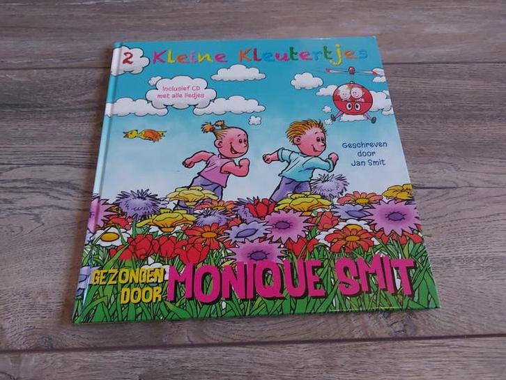 Monique Smit - Kleine Kleutertjes Boek, Ophalen of Verzenden, Fictie algemeen
