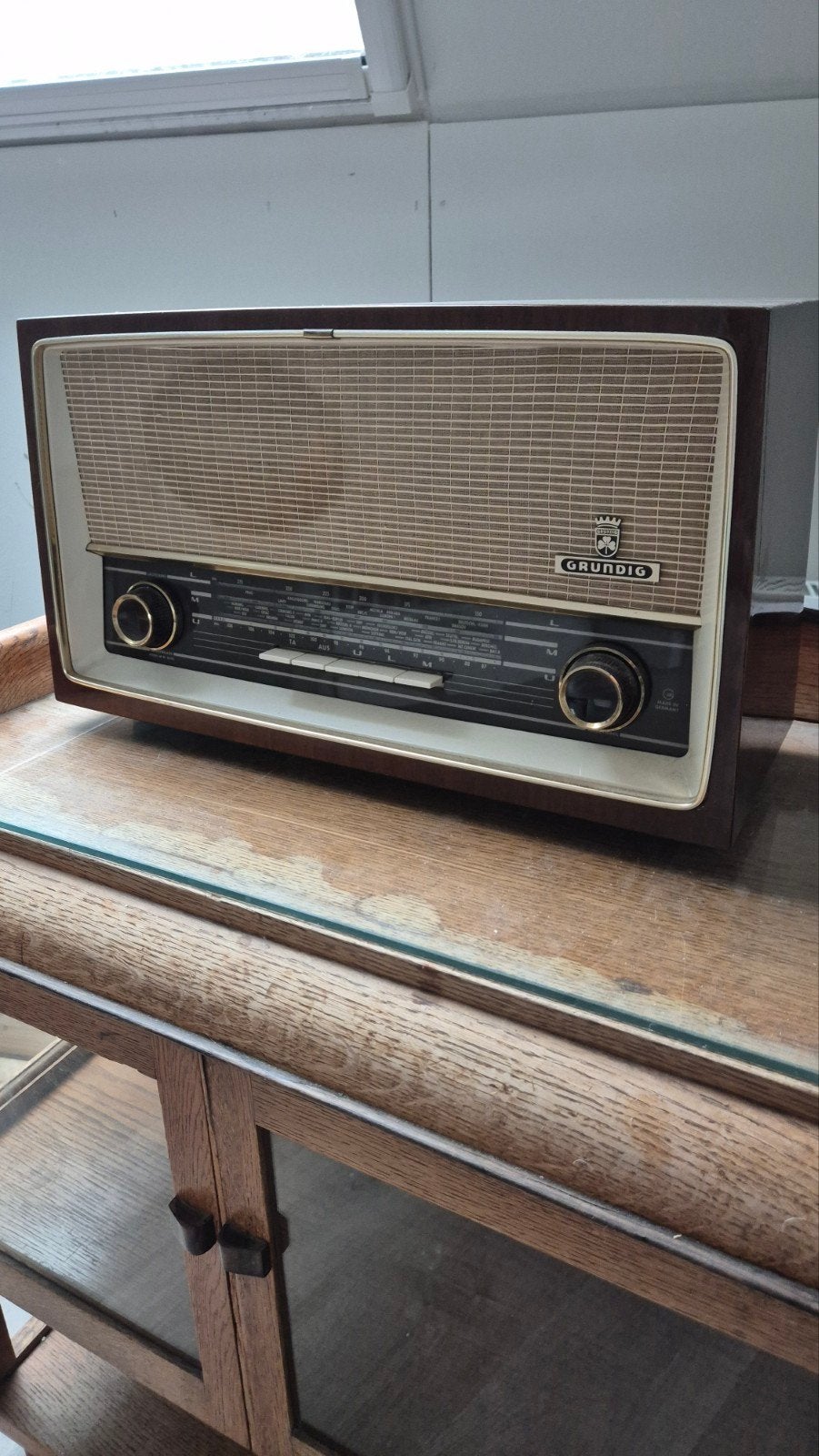 Oude werkende Grundig radio - Vintage buizenradio, Ophalen