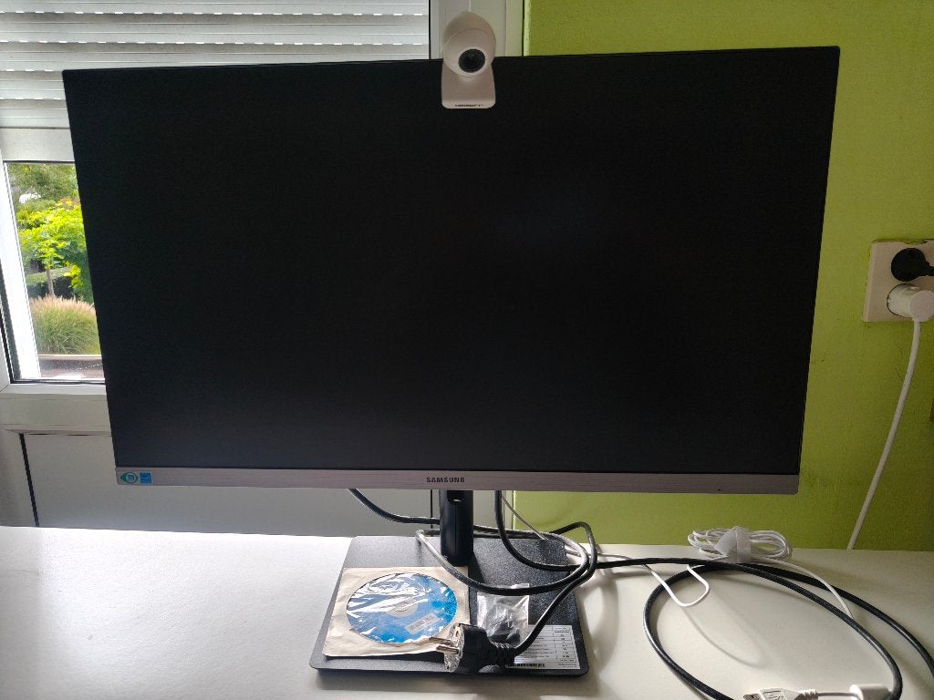 Samsung 24 inch monitor, Computers en Software, Ophalen, IPS, Full HD, Onbekend