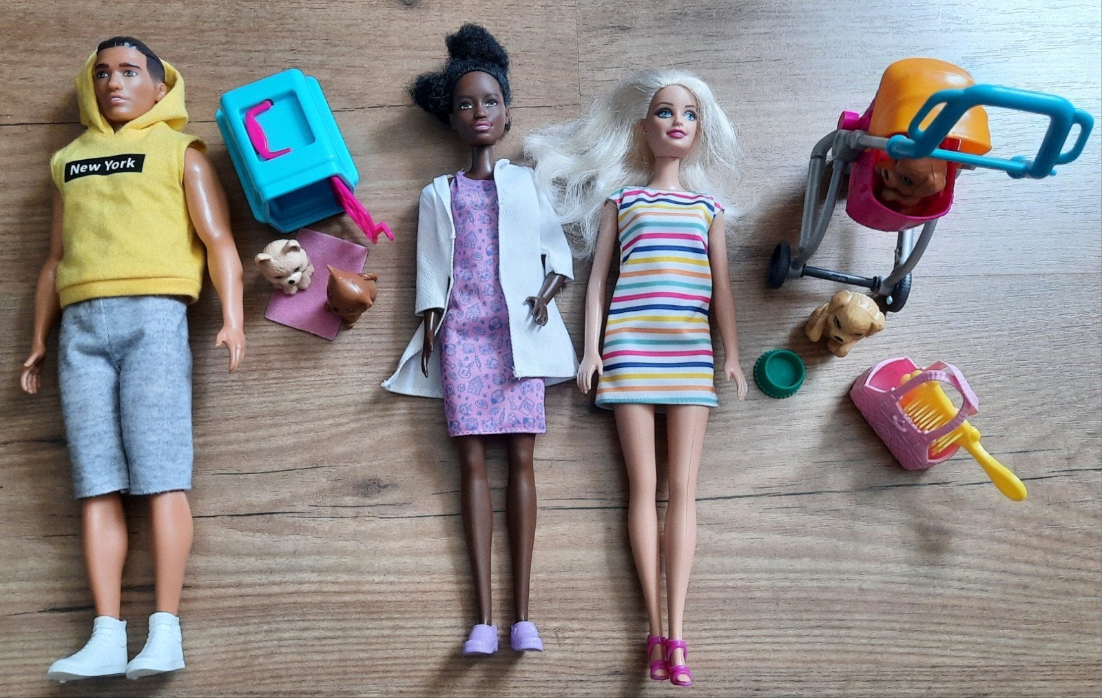 Set Barbies met huisdieren, Ophalen of Verzenden, Zo goed als nieuw, Barbie