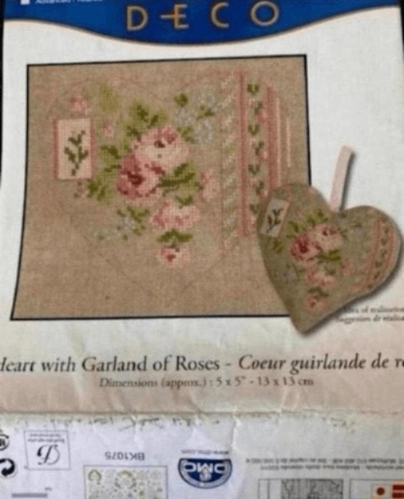 BORDUURPATR. DMC HEART WITH GARLAND OF ROSES + 2 BORDUURWERK, Verzenden, Zo goed als nieuw, Handborduren, Patroon