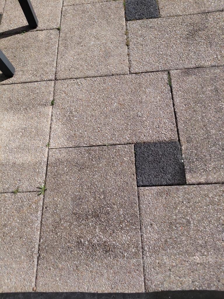 Terrastegels, lichtgrijs met donkere accenten, Ophalen, Gebruikt, Beton, Terrastegels