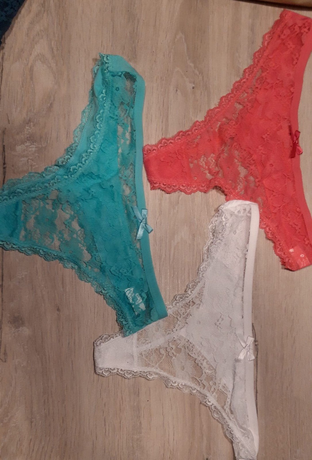 drie strings, Verzenden, Zwart, String
