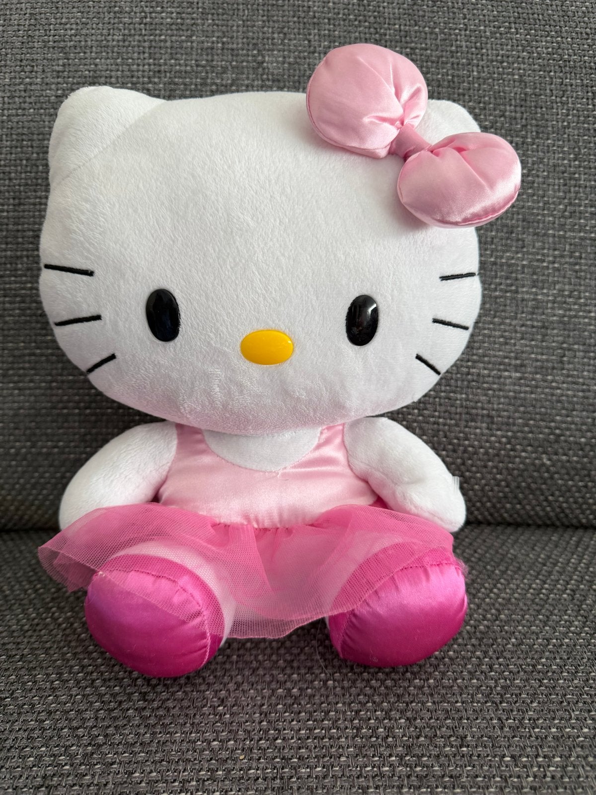 Hello Kitty ballerina knuffel - 30 cm, Overige typen, Ophalen of Verzenden, Zo goed als nieuw, Middelgroot (20 tot 80 cm)