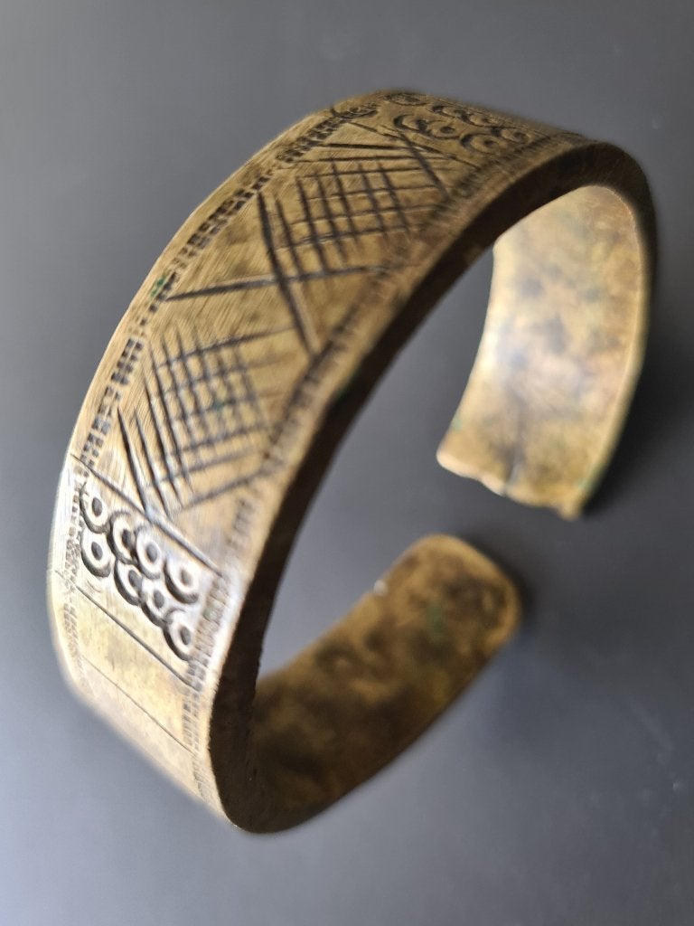 bronzen Afrikaanse tribal armband Ethiopie d= 7,5cm, Antiek en Kunst, Afrika, Ophalen of Verzenden, Sieraad, Brons