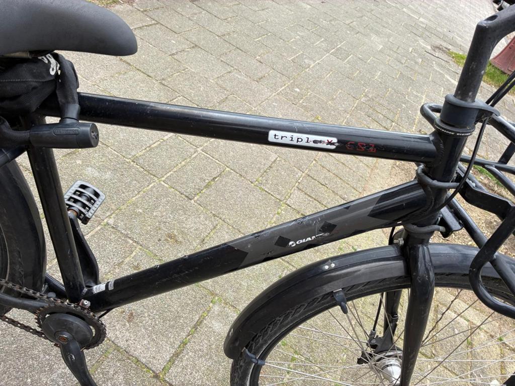 Giant Triple X herenfiets met voordrager, Fietsen en Brommers, Fietsen | Dames | Damesfietsen, Ophalen, Gebruikt, Velgrem, Versnellingen