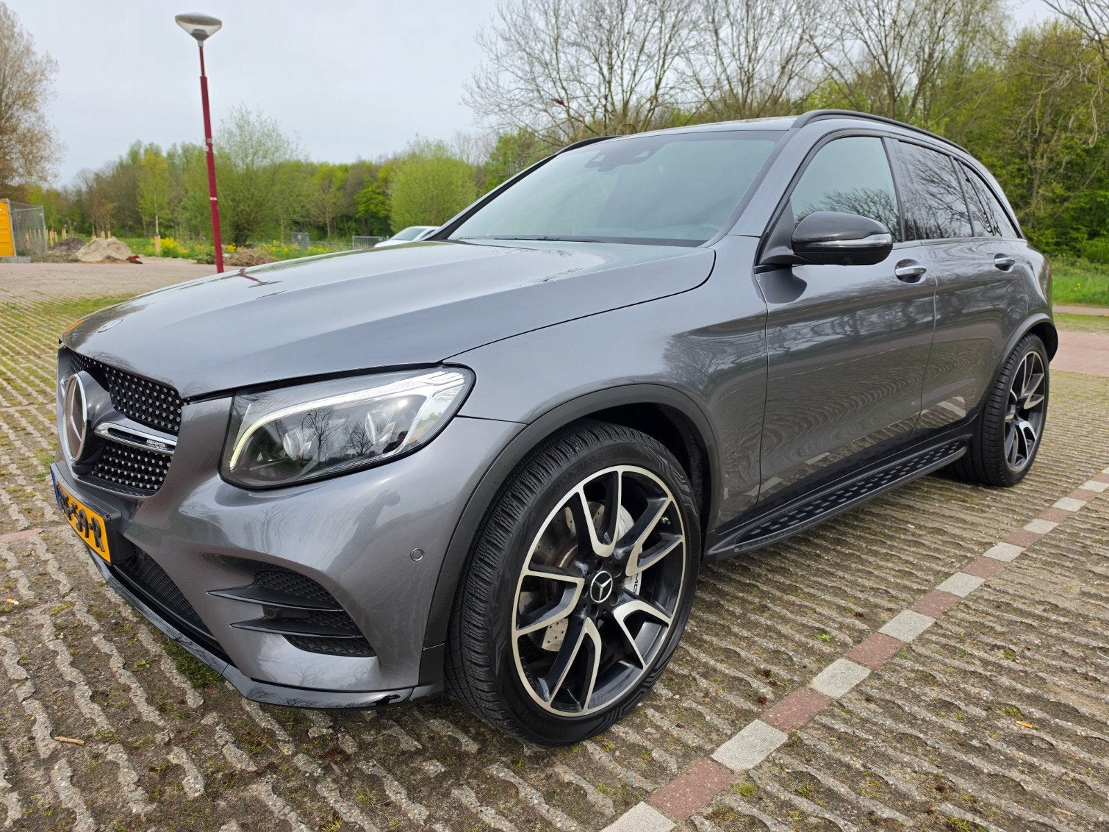 Mercedes-Benz GLC AMG 43 367pk 4MATIC 9G-TRONIC 2018 Grijs, Auto's, Mercedes-Benz, Automaat, Zwart, 367 pk, 2996 cc