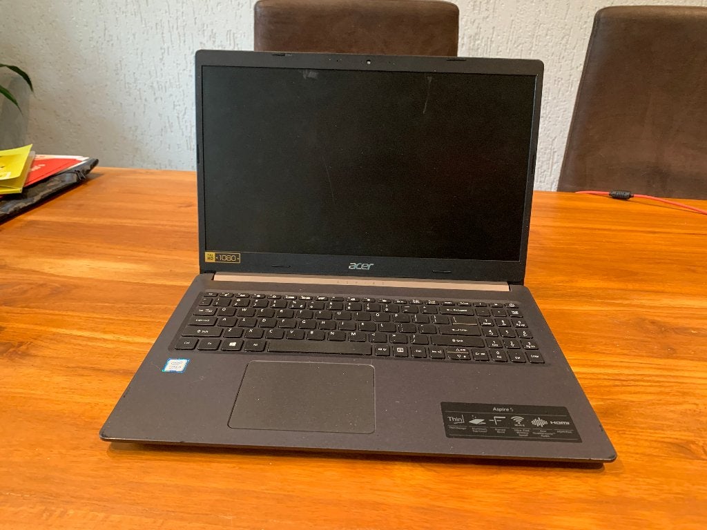 Defecte Acer A515-54 8e gen i5 laptop - sloop, alles kapot, 2 tot 3 Ghz, Ophalen of Verzenden, SSD, Niet werkend