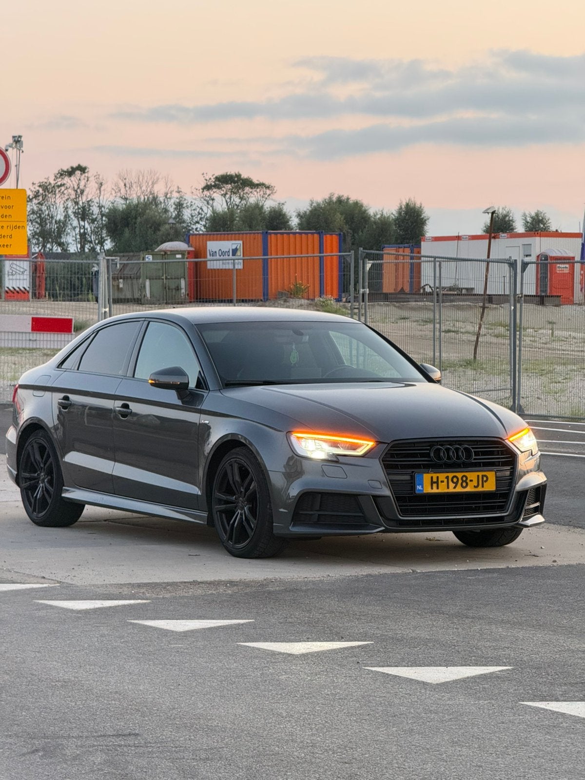 Audi A3 Limousine Automaat 35 Tfsi S Tronic 2020 Grijs, 1498 cc, 4 cilinders, Origineel Nederlands, Particulier
